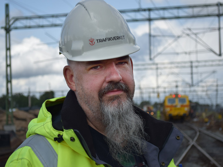 Bild på Ola Malmberg, chef järnvägsunderhåll