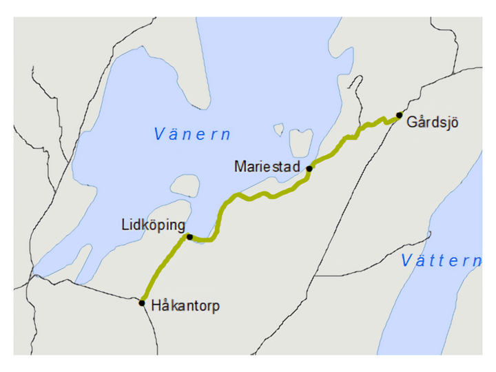 Kinnekullebanan sträcker sig från Håkantorp, via Lidköping och Mariestad, till Gårdsjö. 