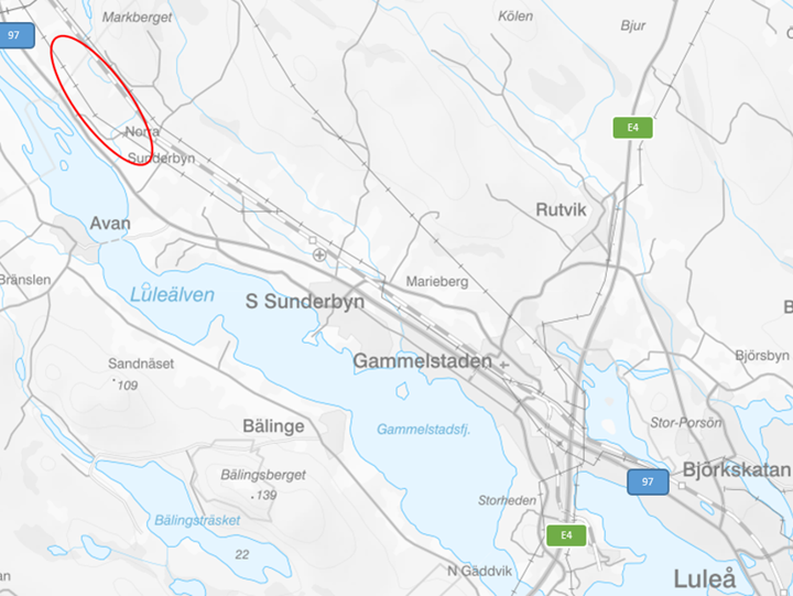 Norra Sundby ligger bredvis Luleåälven, och mellan orterna Avan och Markberget