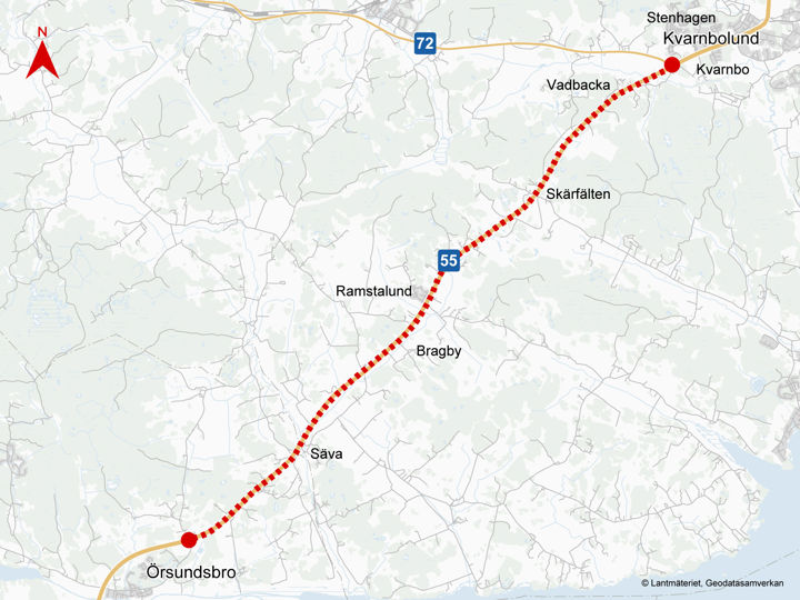 Karta över väg 55  med en rödstreckad markering mellan Örsundsbro och Kvarnbolund