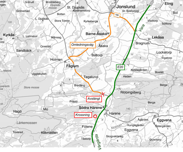 Karta som visar att att sista delen av väg 2504 är avstängd och omledningen sker via Fåglum och Barne-Åsaka via Jonslund
