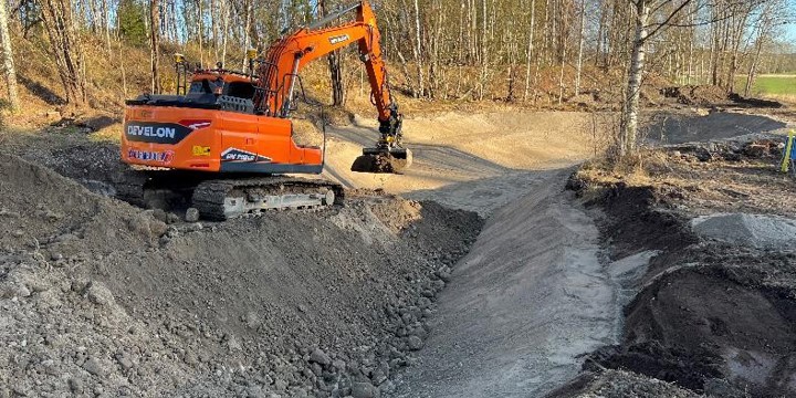 Byggnation av den nya dammen