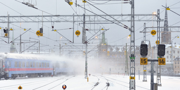 Varje årstid innebär olika utmaningar för att tågen ska kunna gå. Foto: Stefan Örtenblad