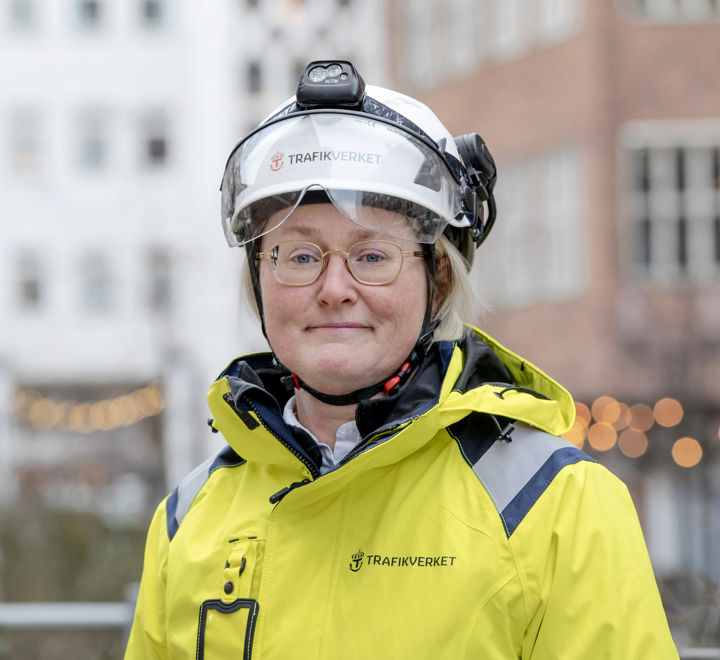 Camilla Magnusson Projektchef E4 Förbifart Stockholm. I varselkläder.