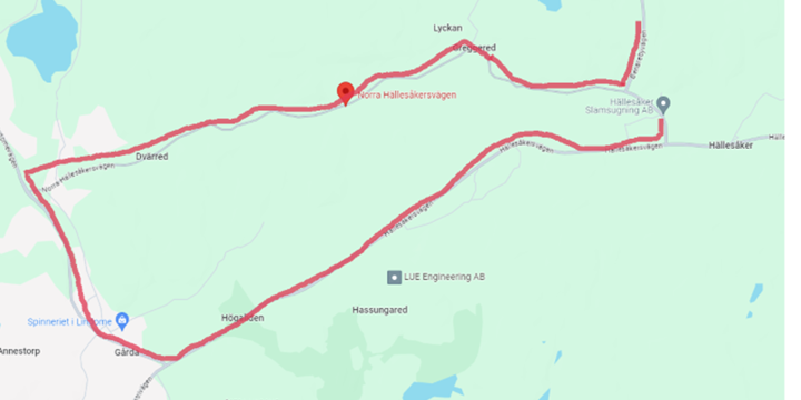 Karta med rödmarkerad väganvisning