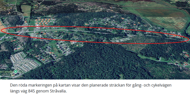 Kartbild som ringar in vart gång- och cykelvägen planeras gå genom Stråvalla.