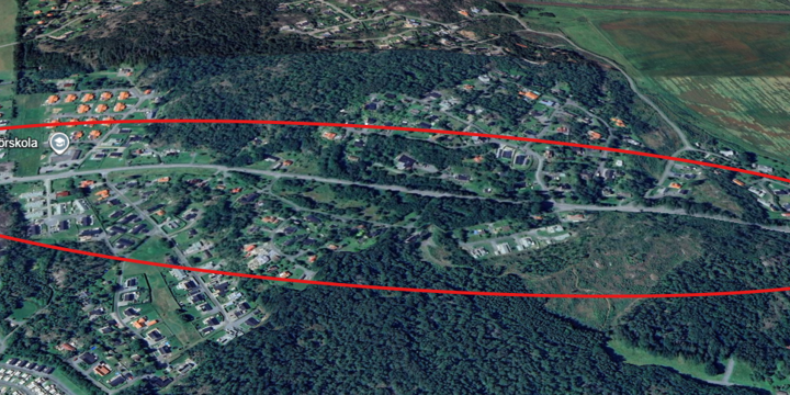 Kartbild som ringar in vart gång- och cykelvägen planeras gå genom Stråvalla.
